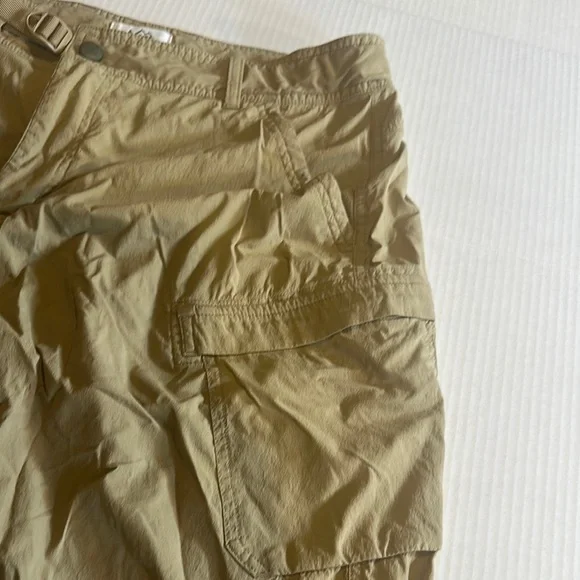 REI Relaxed Tan Cargo Pants with Relaxed Fit multiple pockets adjustable belt - Picture 6 of 14